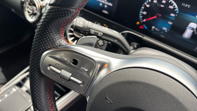 Mercedes-Benz GLA 220d 4Matic AMG Line Premium Plus 5dr Auto Diesel Hatchback